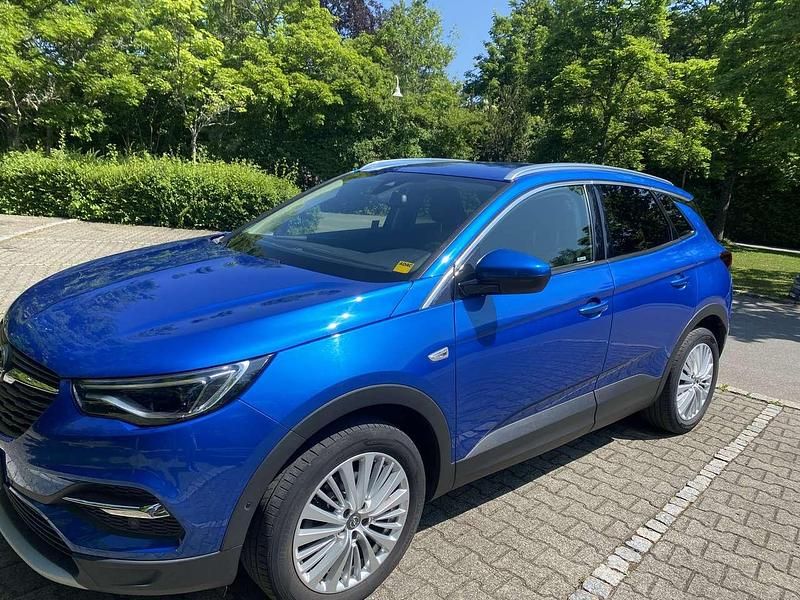 Blau Gebraucht 2018 Opel Grandland X Innovation SUV | 16.300 € (Teuer) - Bild 1/4