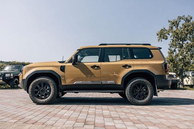 Neu Toyota Prado Edition 280 PS (205 kW) 2025 Beige SUV