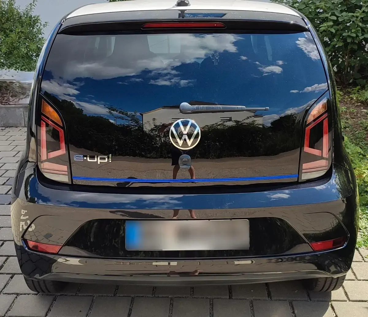 Gebraucht VW e-up! Style 61 kW (83 PS) 2021 Schwarz Kleinwagen