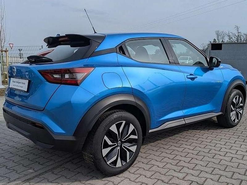 Gebraucht Nissan Juke Acenta 114 PS (83 kW) 2023 Vivid blue metallic SUV