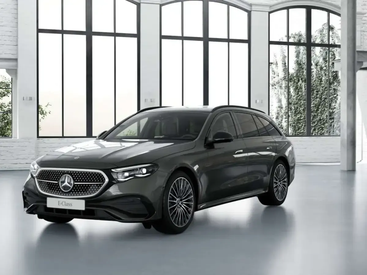 Gebraucht Mercedes E300 Premium Plus 313 PS (230 kW) 2025 Grau / graphitgrau Kombi