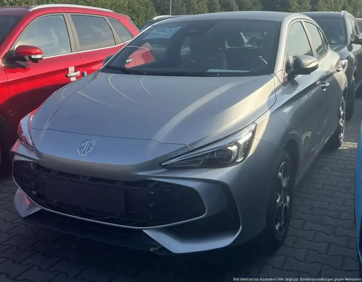 Ny MG MG3 Exclusive 194 HK (142 kW) 2026 Sølv Hatchback