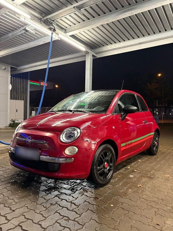 Gebraucht Fiat 500 Lounge 69 PS (50 kW) 2008 Rot Kleinwagen