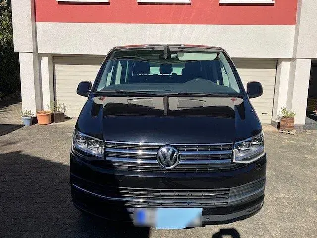 Gebraucht VW Multivan Highline 199 PS (146 kW) 2019 Schwarz Van / Kleinbus