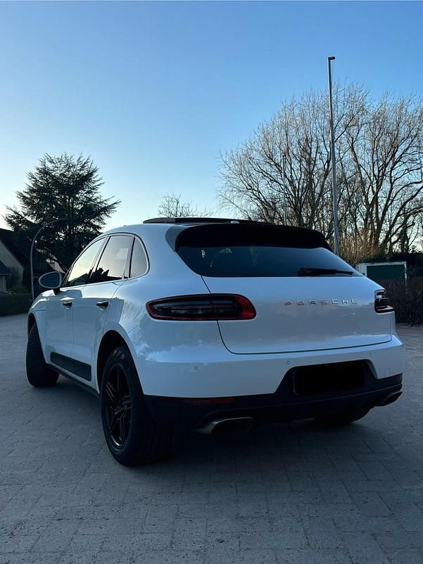 Second-hand Porsche Macan 252 CP (185 kW) 2017 Alb SUV