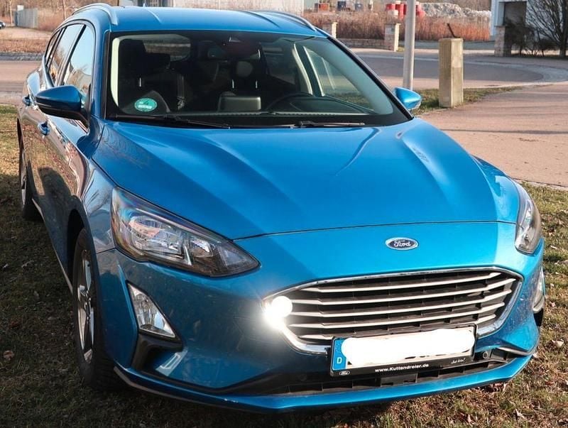 Gebraucht Ford Focus 125 PS (91 kW) 2022 Blau Limousine