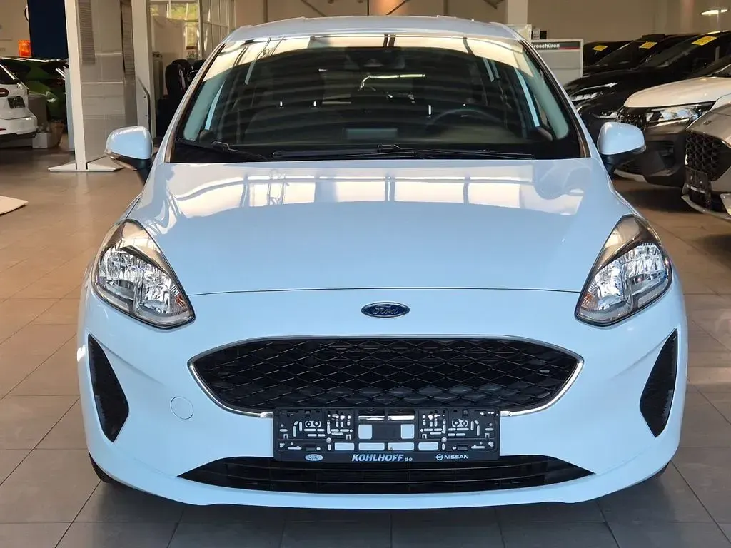 Gebraucht Ford Fiesta Trend 75 PS (55 kW) 2020 Frostweiß Kleinwagen