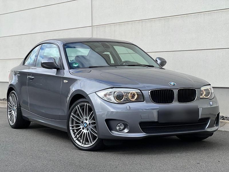 Grau Gebraucht 2014 BMW 118 Coupé Performance Coupé | 8.500 € - Bild 1/4