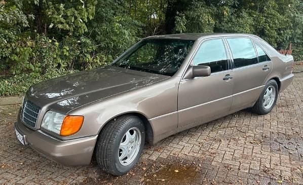 Gebraucht Mercedes 400 286 PS (210 kW) 1992 Andere farben Limousine