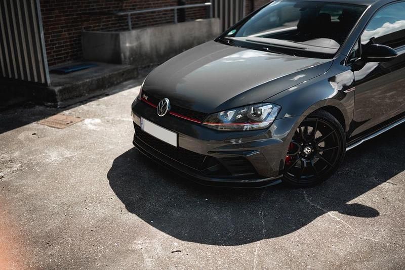Grau Gebraucht 2016 VW Golf VII GTI Clubsport Limousine | 21.000 € (Fairer Preis) - Bild 1/4