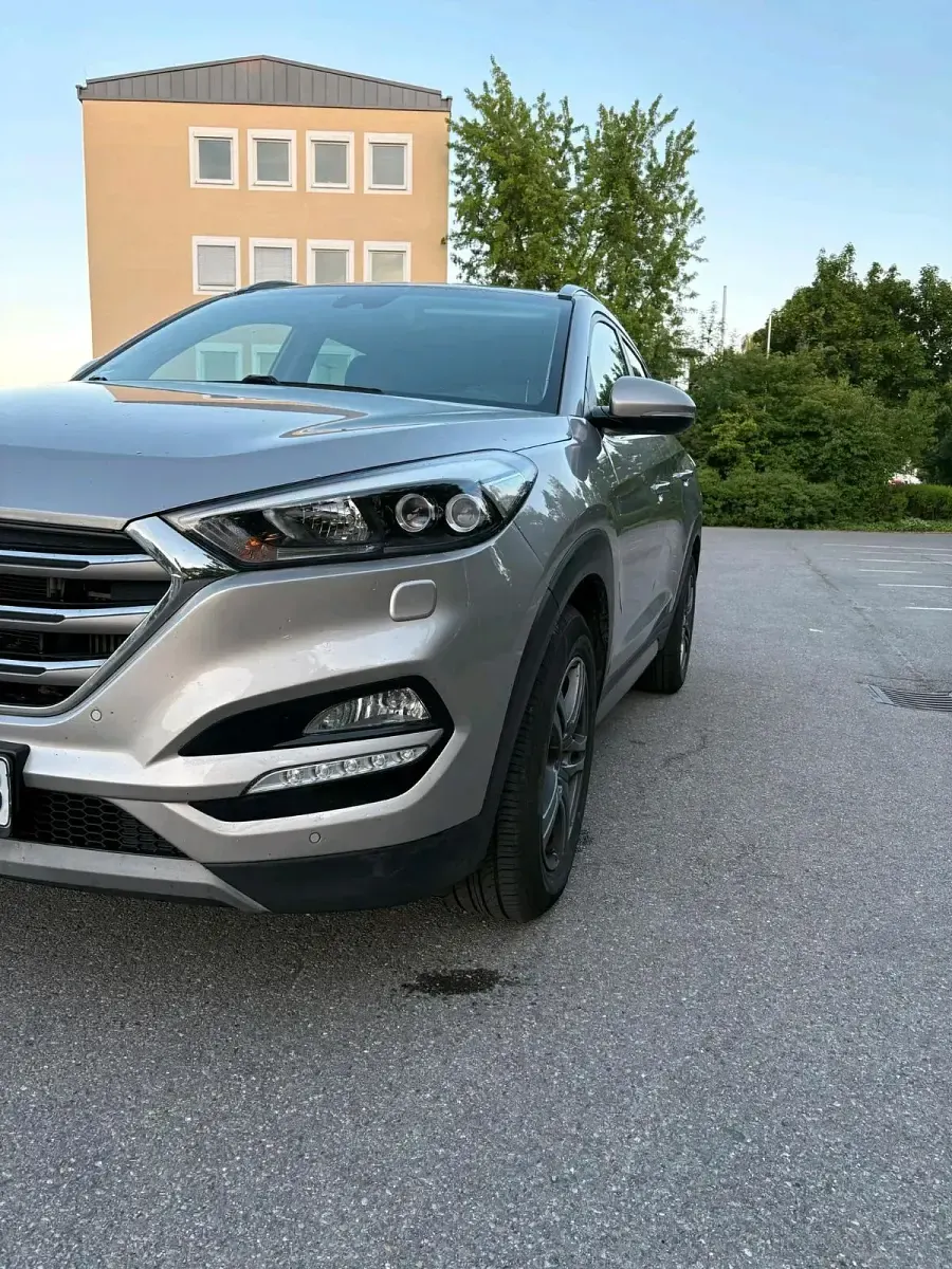 Usata Hyundai Tucson 136 CV (100 kW) 2016 Grigio SUV