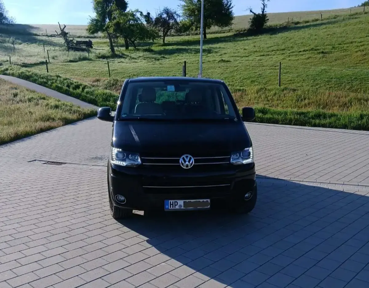 Gebraucht VW Multivan Highline 179 PS (131 kW) 2014 Schwarz Van / Kleinbus