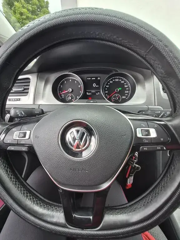 Gebraucht VW Golf VII Trendline 105 PS (77 kW) 2013 Schwarz Limousine
