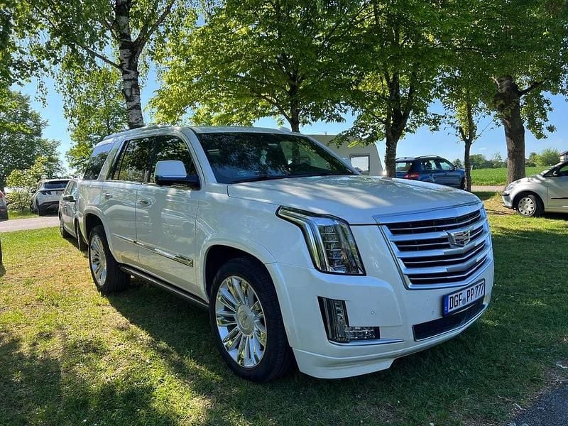 Weiß Gebraucht 2015 Cadillac Escalade SUV | 35.900 € (Superpreis) - Bild 1/4