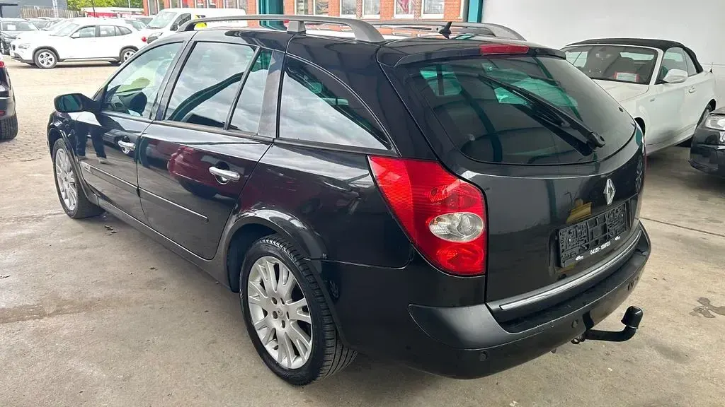Gebraucht Renault Laguna GrandTour Initiale 150 PS (110 kW) 2006 Schwarz Kombi