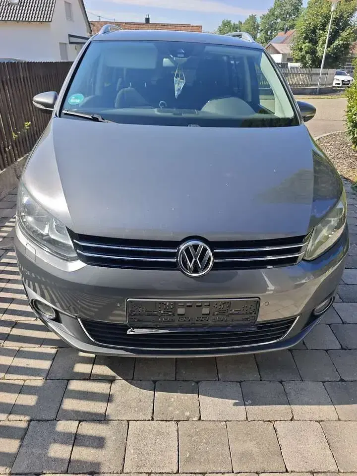 Gebraucht VW Touran 140 PS (102 kW) 2013 Grau Van / Kleinbus
