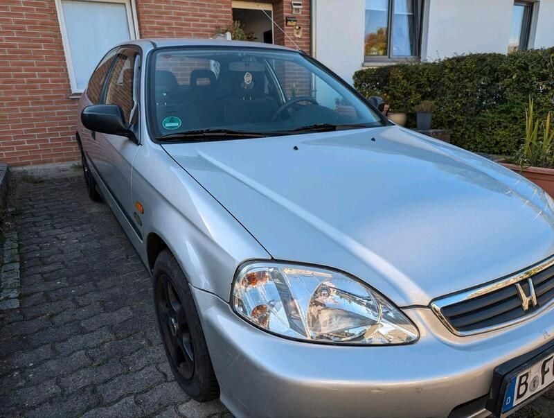Silber Gebraucht 1999 Honda Civic Coupé | 2.999 € (Fairer Preis) - Bild 1/4