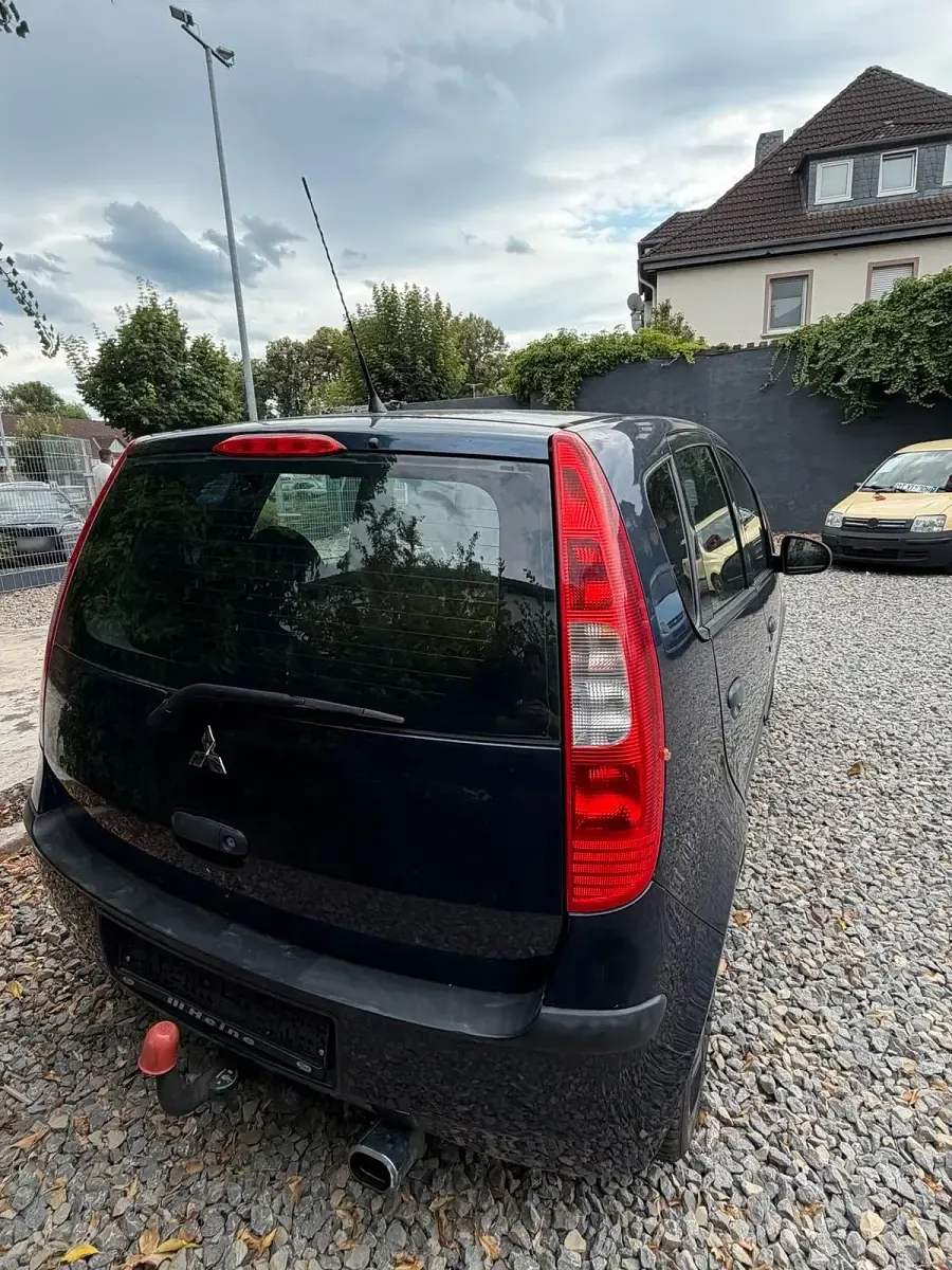 Gebraucht Mitsubishi Colt 95 PS (69 kW) 2005 Blau Kleinwagen