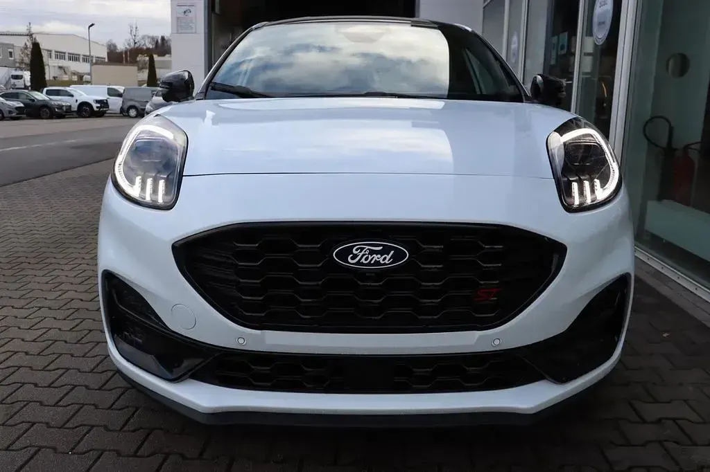 Neu Ford Puma ST 159 PS (116 kW) 2026 Electric yellow metallic SUV