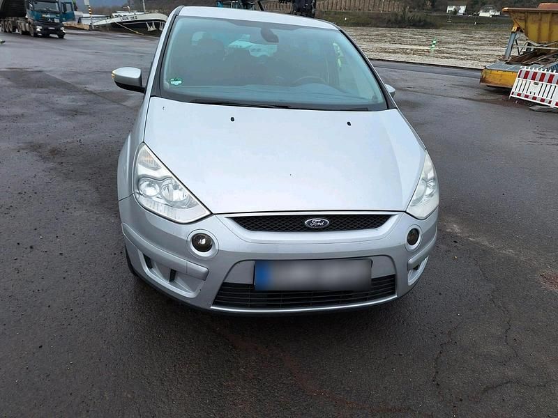 Gebraucht Ford S-MAX S 145 PS (106 kW) 2007 Silber Van / Kleinbus