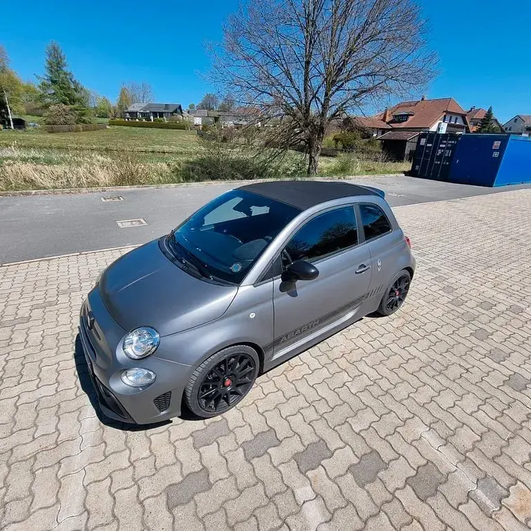 Gebraucht Abarth 595C Esseesse 179 PS (131 kW) 2019 Grau Cabrio