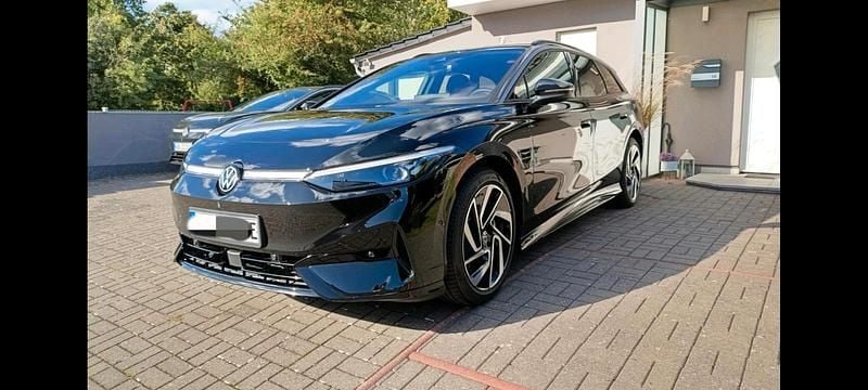 Gebraucht VW ID.7 Pro 210 kW (286 PS) 2025 Schwarz Kombi