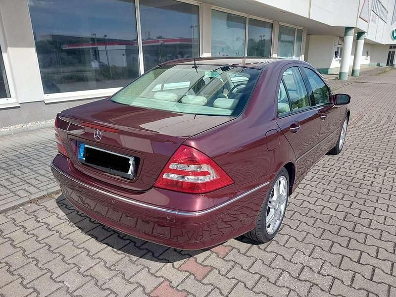 Gebraucht Mercedes C350 Elegance 272 PS (200 kW) 2005 Limousine