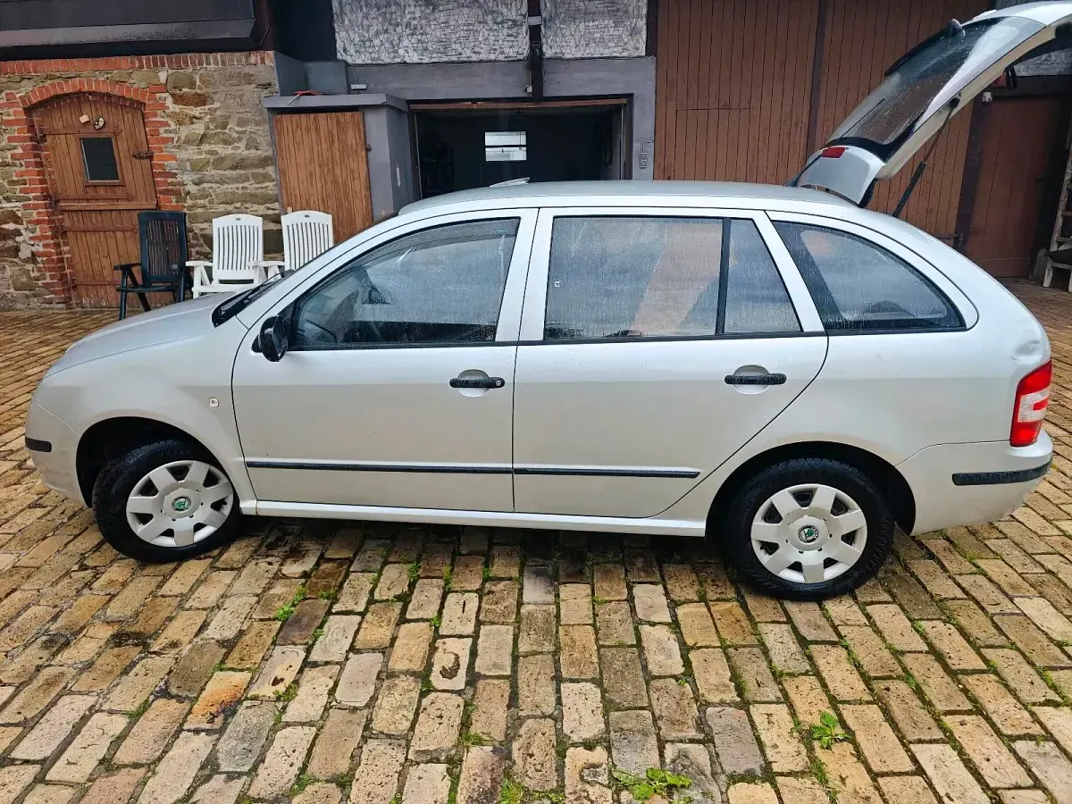 Gebraucht Skoda Fabia 75 PS (55 kW) 2005 Silber Kombi