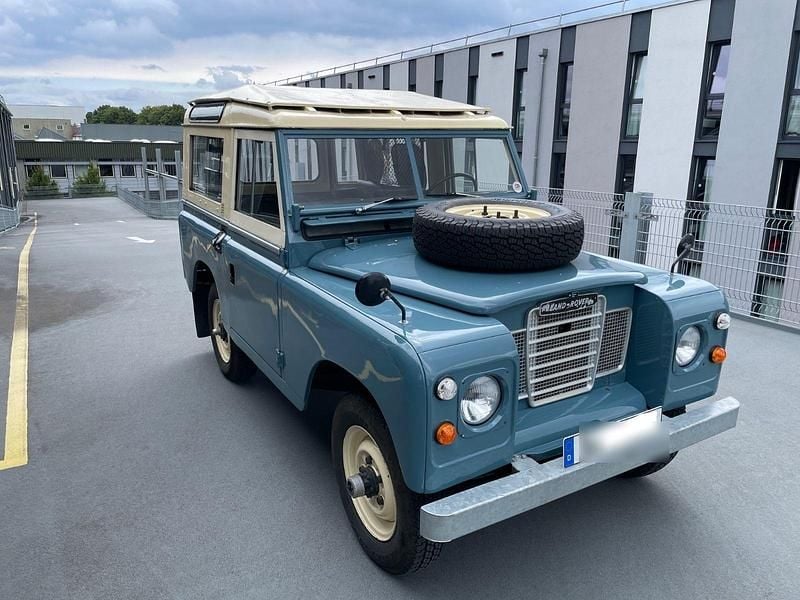 Blau Gebraucht 1977 Land Rover 88 SUV | 18.950 € - Bild 1/4