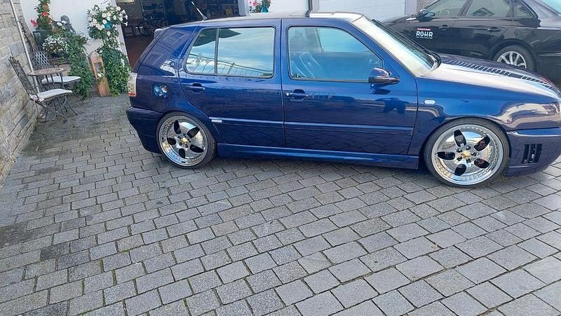 Gebraucht VW Golf III Edition 116 PS (85 kW) 1996 Blau Limousine