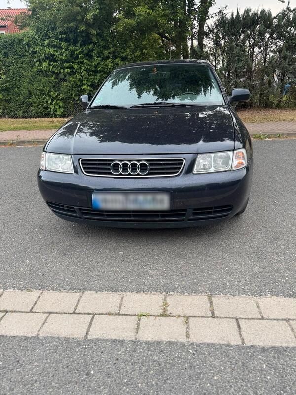Schwarz Gebraucht 1998 Audi A3 Kleinwagen | 650 € (Guter Preis) - Bild 1/4