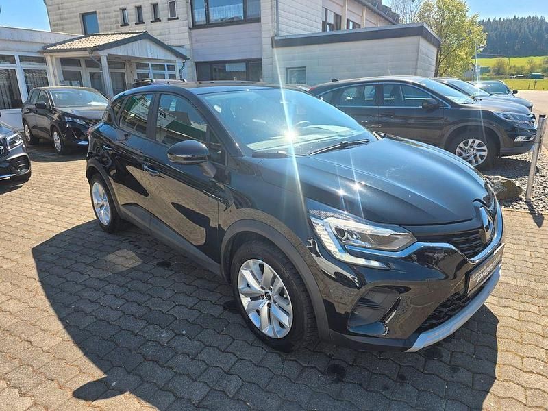 Second-hand Renault Captur Evolution 91 CP (66 kW) 2023 Negru SUV