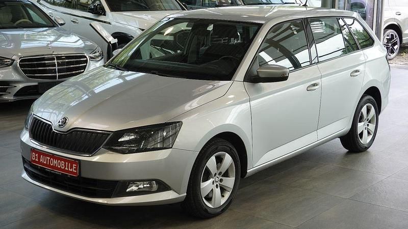 Silber Gebraucht 2016 Skoda Fabia Style Kombi | 6.991 € (Superpreis) - Bild 1/4