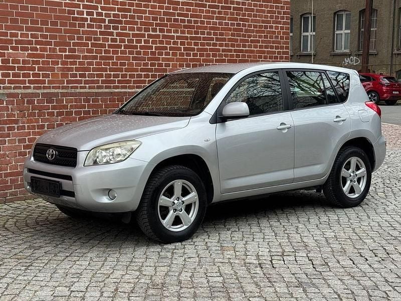 Gebraucht Toyota RAV4 Sport 152 PS (111 kW) 2007 Silber SUV