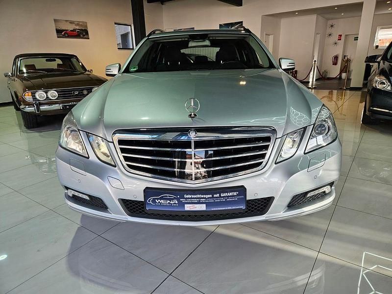 Second-hand Mercedes E250 204 CP (150 kW) 2010 Argintiu Break