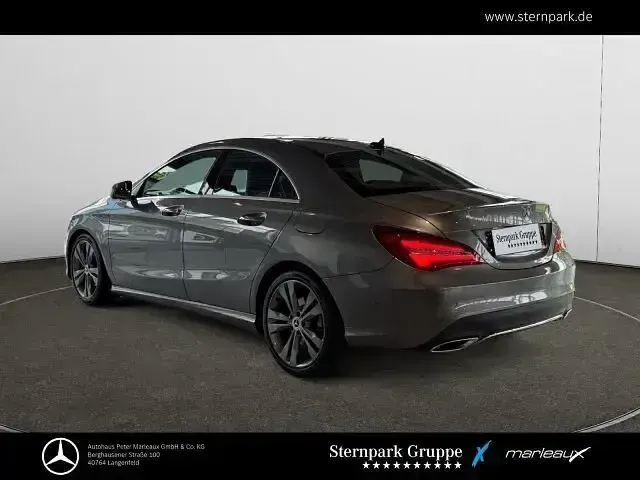 Gebraucht Mercedes CLA180 122 PS (89 kW) 2019 Grau Coupé