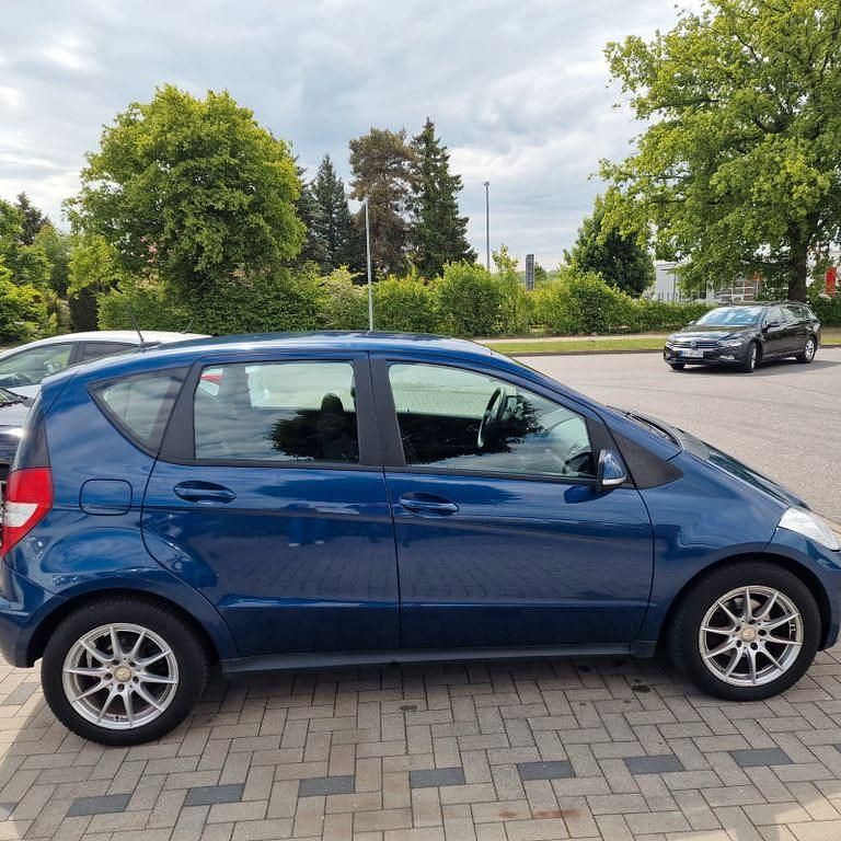 Gebraucht Mercedes A160 95 PS (69 kW) 2011 Schwarz Van / Kleinbus