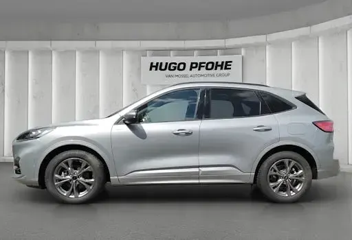 Gebraucht Ford Kuga ST-Line X 150 PS (110 kW) 2024 Solar silver metallic SUV