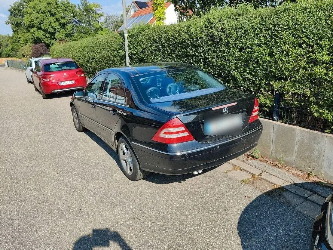Gebraucht Mercedes C200 Avantgarde 163 PS (119 kW) 2006 Schwarz Limousine