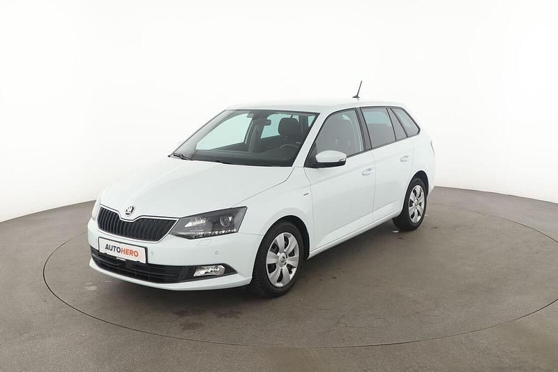 Weiß Gebraucht 2017 Skoda Fabia Ambition Kleinwagen | 11.800 € (Etwas zu teuer) - Bild 1/3
