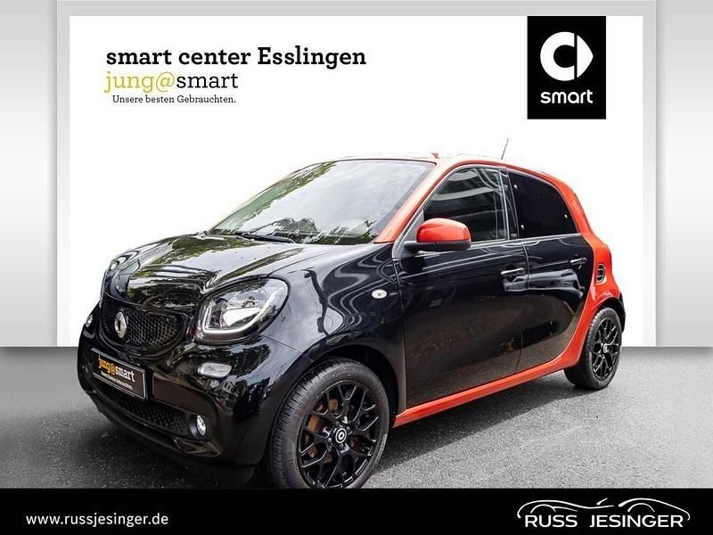 Karosserie in black Gebraucht 2018 Smart ForFour Prime Limousine | 13.980 € (Teuer) - Bild 1/3