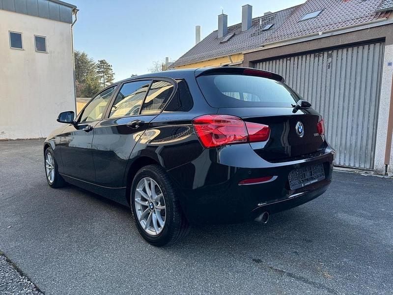 Gebraucht BMW 118 Advantage 136 PS (100 kW) 2016 Schwarz Kleinwagen