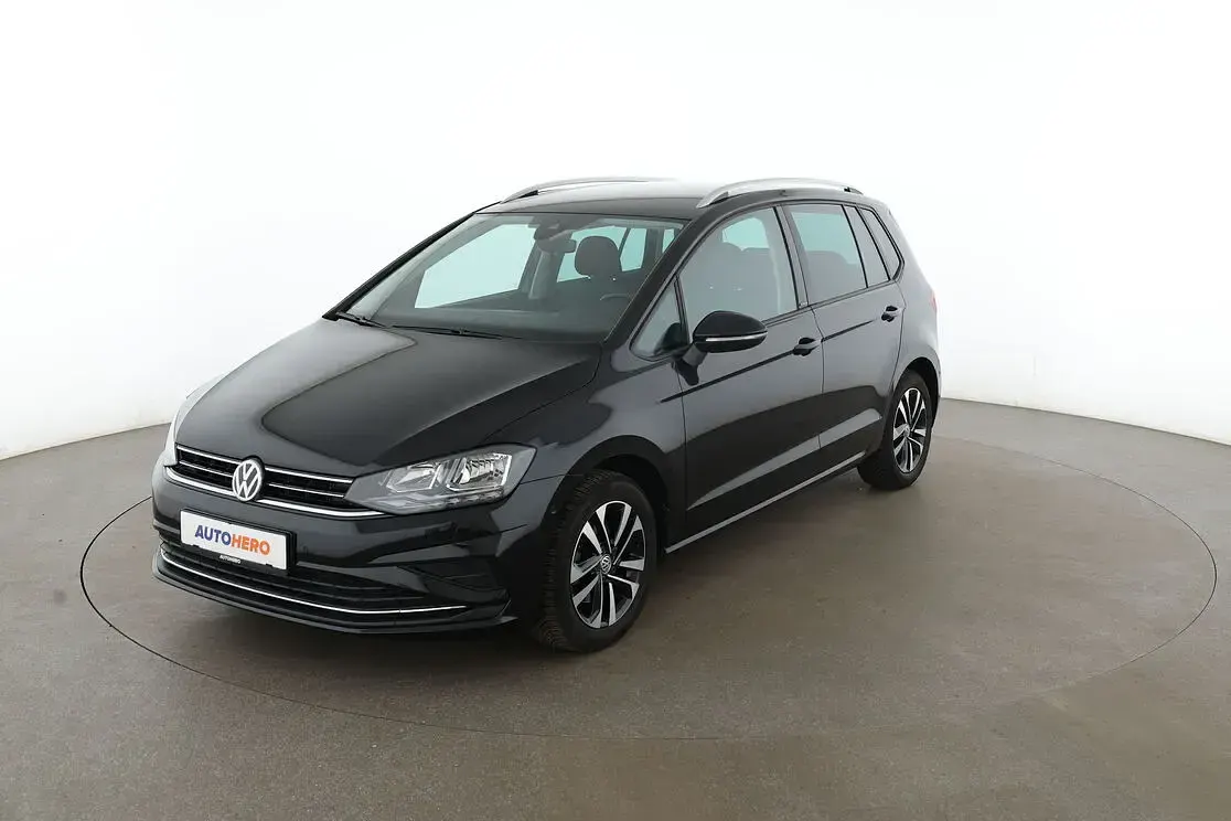 Gebraucht VW Golf Sportsvan IQ Drive 131 PS (96 kW) 2019 Van / Kleinbus
