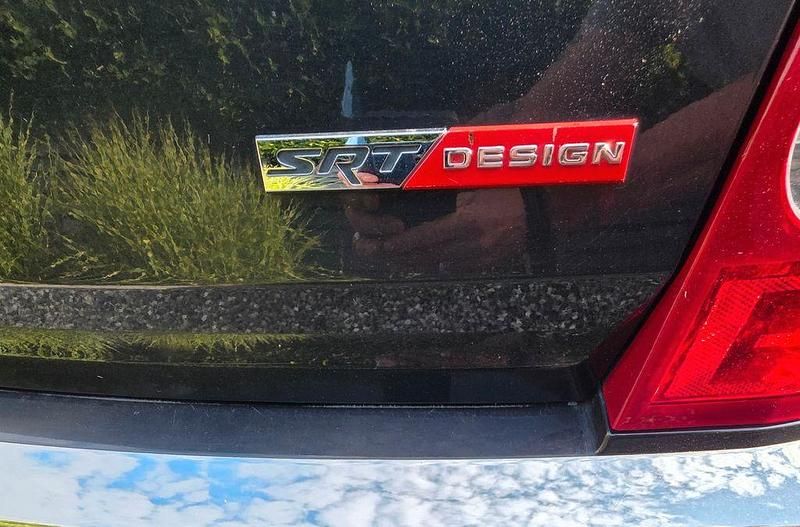 Blau Gebraucht 2009 Chrysler 300C Limousine | 8.499 € (Fairer Preis) - Bild 1/4