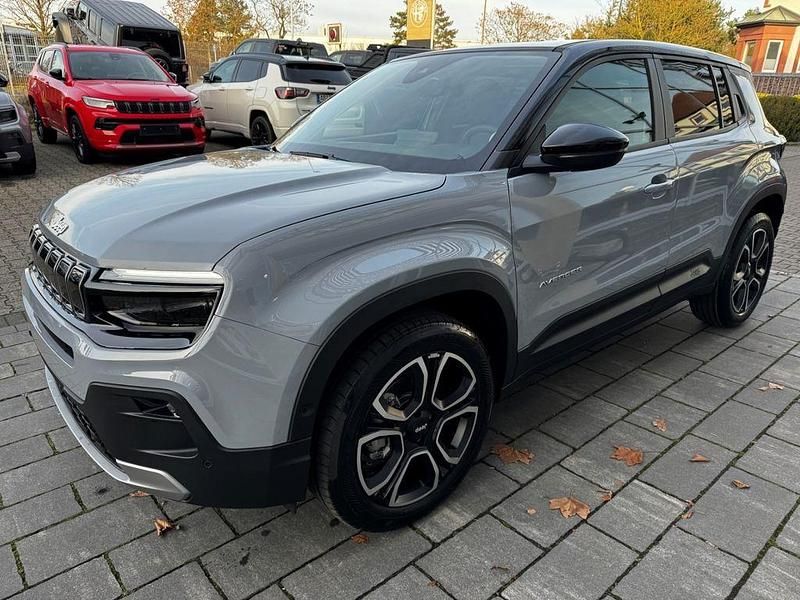 Gebraucht Jeep Avenger Summit 110 PS (80 kW) 2025 Schwarz SUV