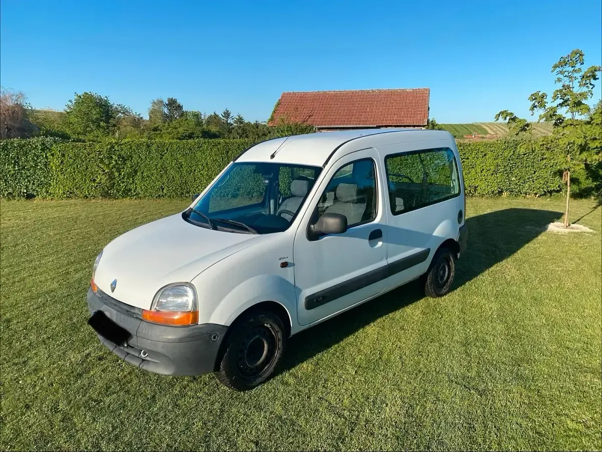 Brugt Renault Kangoo 58 HK (42 kW) 2002 Hvid MPV