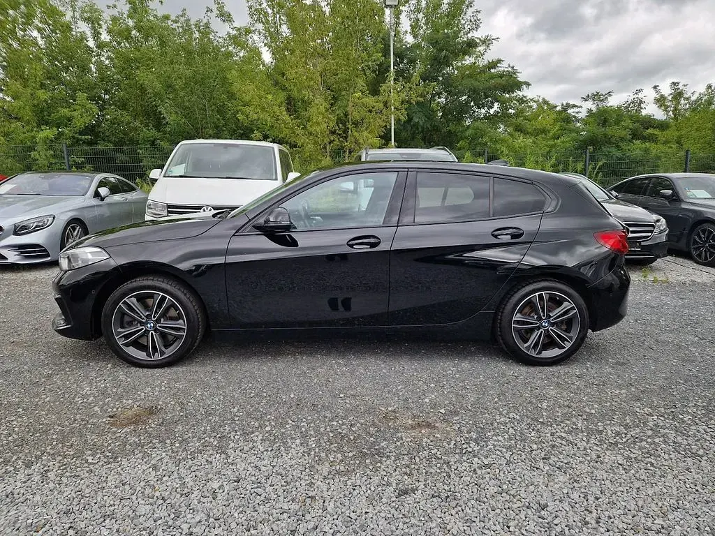 Gebraucht BMW 120 Sport Line 190 PS (139 kW) 2021 Schwarz Limousine