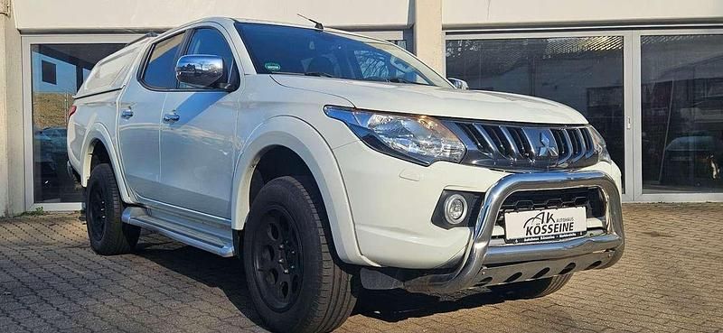 Gebraucht Mitsubishi L200 Plus 181 PS (133 kW) 2019 Weiß Pickup