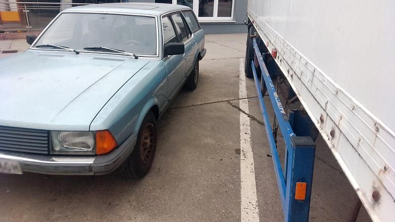 Second-hand Ford Granada 114 CP (83 kW) 1984 Albastru Break