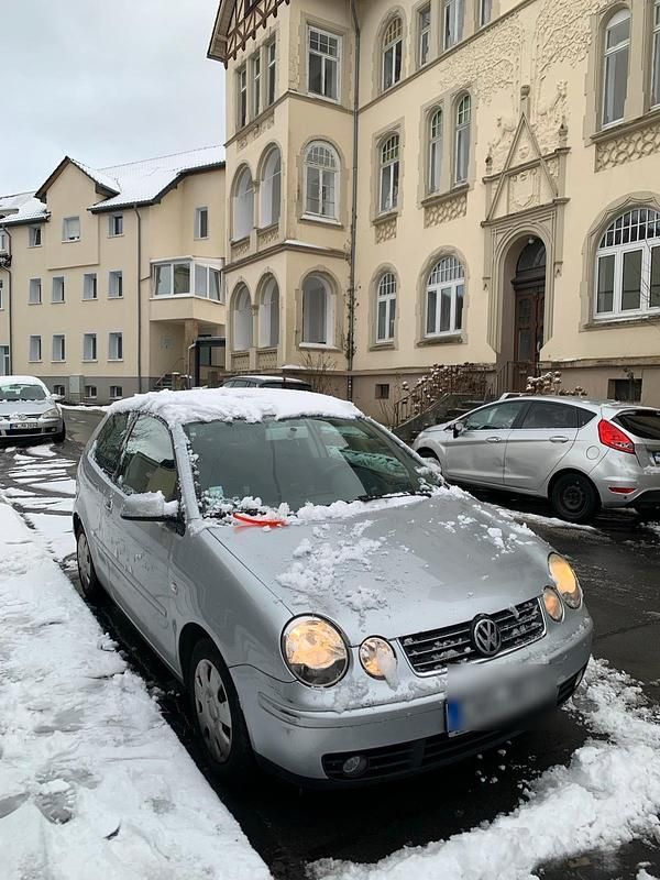 Silber Gebraucht 2003 VW Polo Kleinwagen | 1.000 € - Bild 1/4